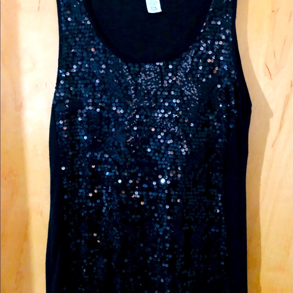 FINAL MARKDOWN Sequins Black sleeveless top size 1 XL